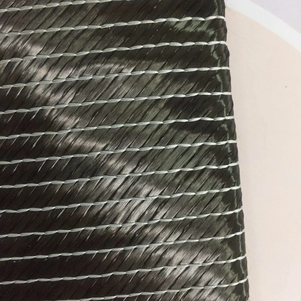 قابض کربن فایبر غیر بافتی 300 گرم در متر مربع طراحی 45 درجه سبک وزن با الیاف بافت صاف برای استفاده صنعتی در رول