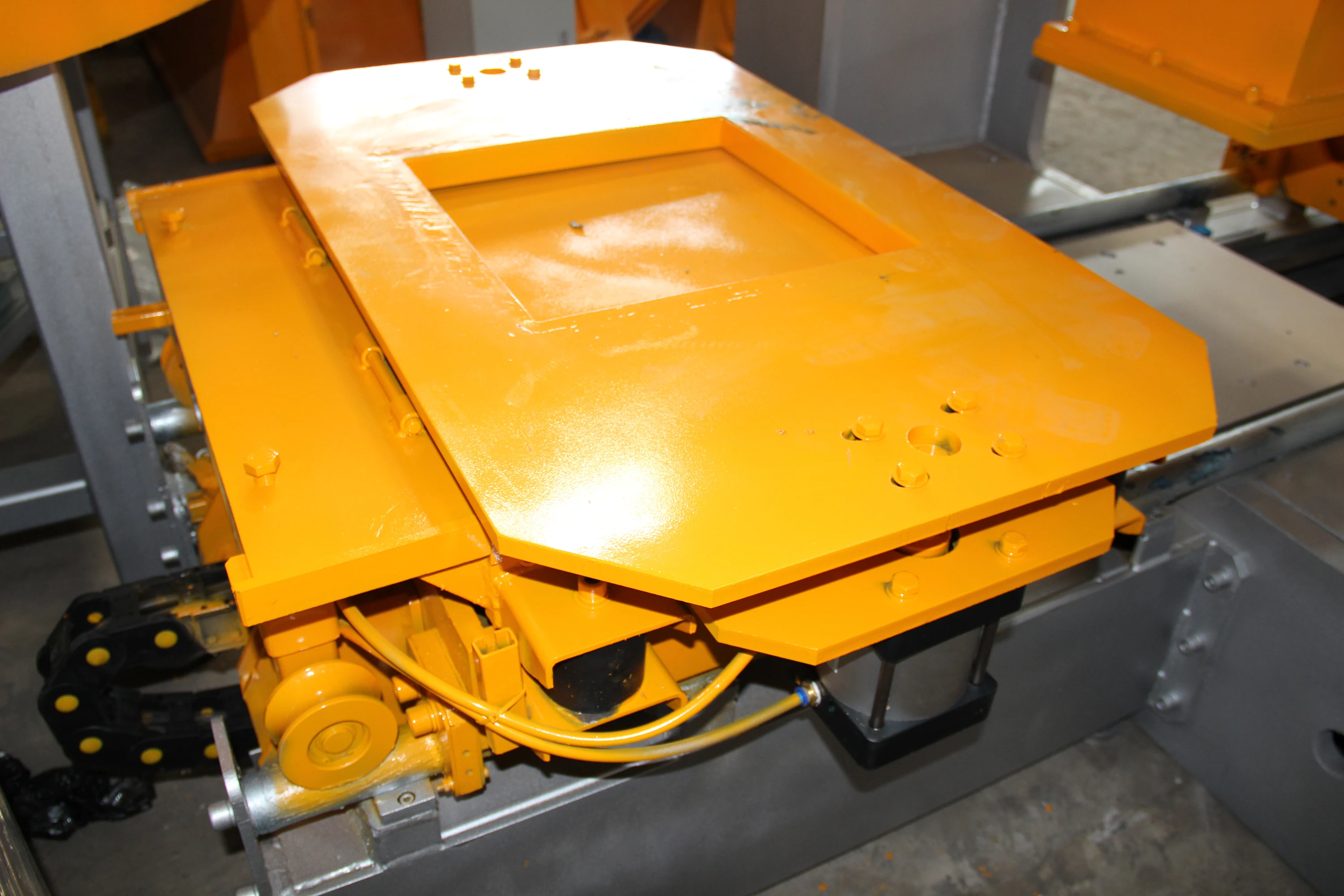 Production Capacity and Floor Use Terrazzo Tiles Floor 400X400 Terrazzo Tile Forming Equipment Terrazzo Machine Germany Tile