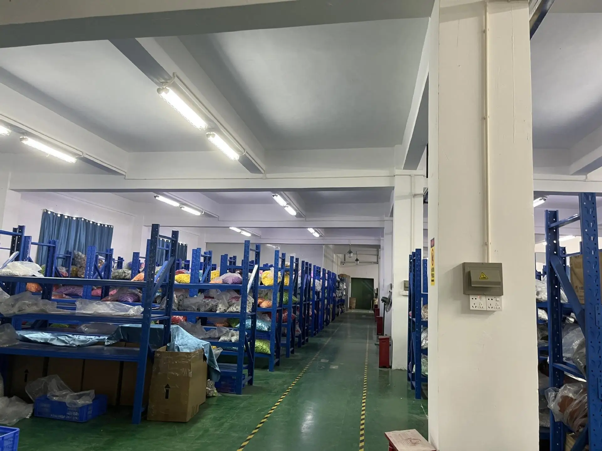 Yiwu City Chao Shang Handicrafts Co., Ltd.