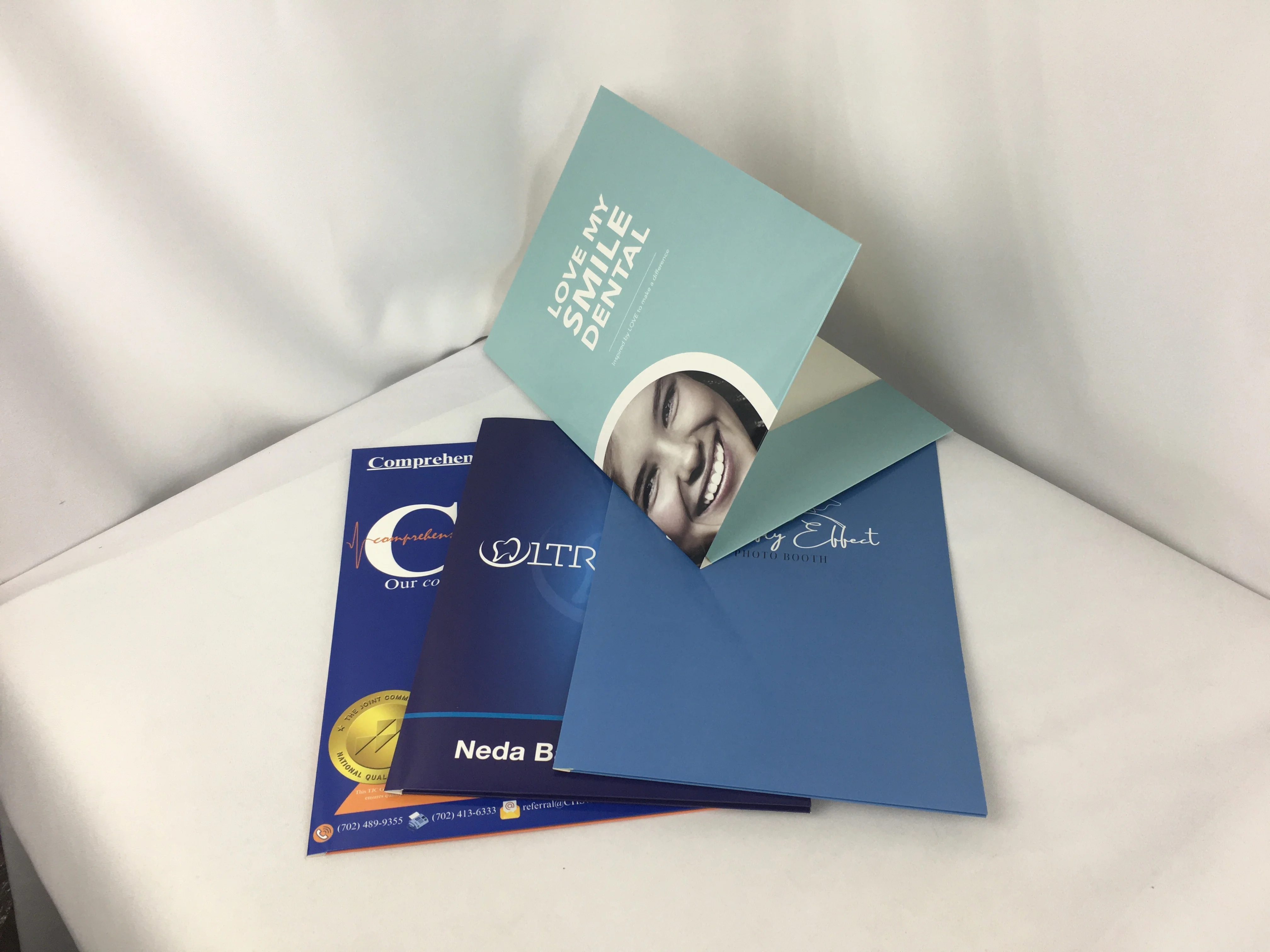 Customize Design Dentistry School Paper File Document Cosmetology Business Presentation Folder With Pocket Business Card Slot