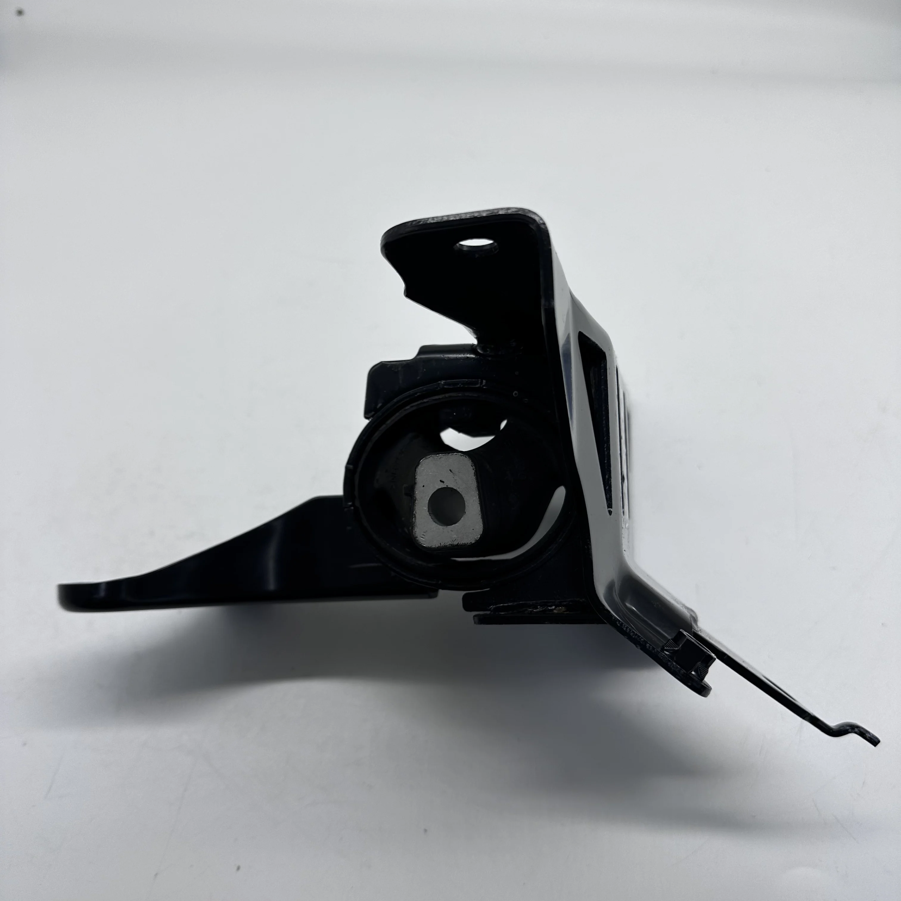 12306-BZ400 Engine Mounting for Toyota - High-Quality Auto Parts