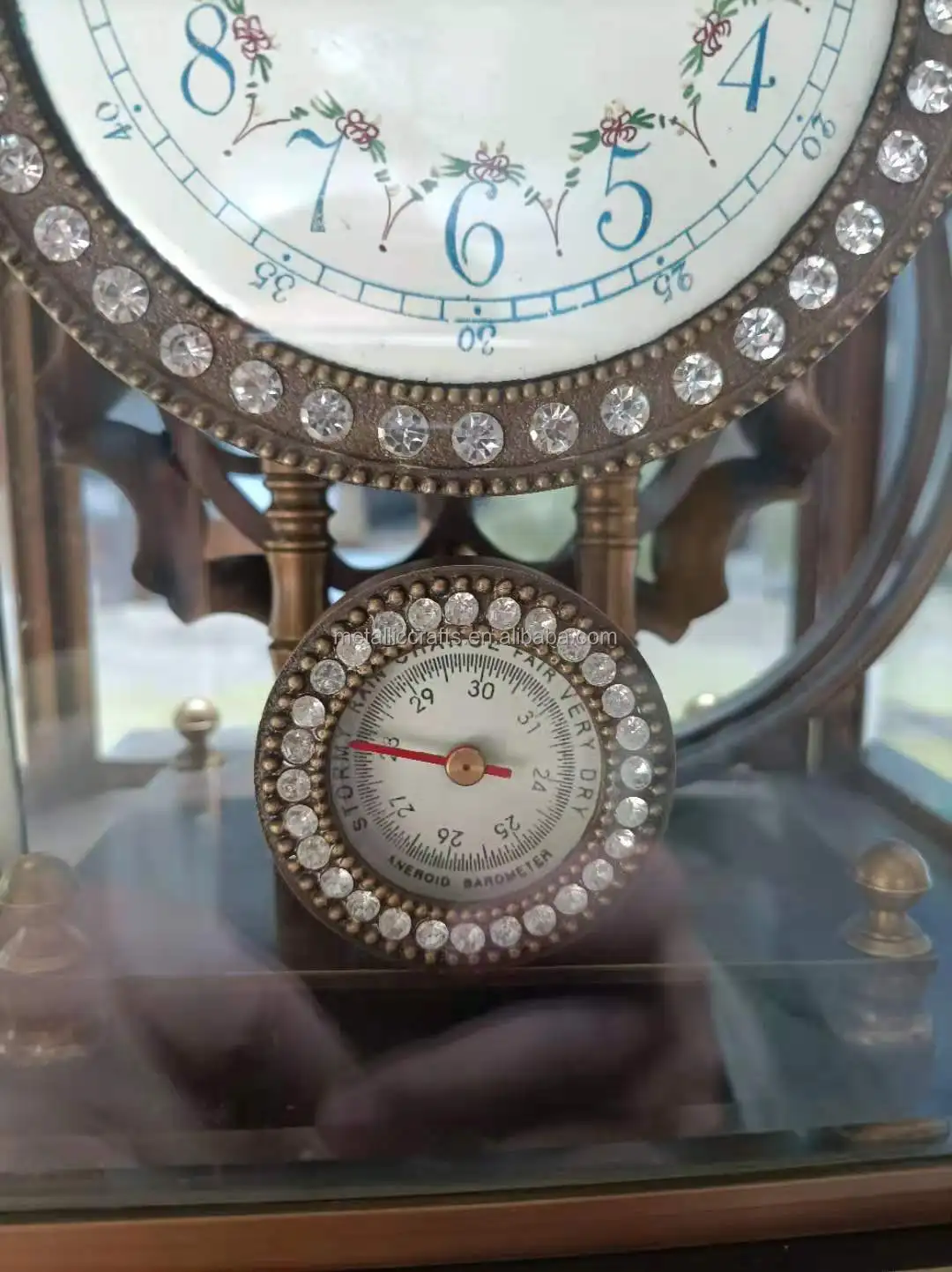 Часы шарова. Шариковые часы. Старинная имитация накладка часики.