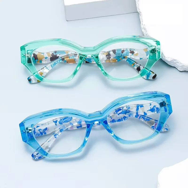 New Arrival Fashion Anti Blue Light Glasses for Women Optical Frame Plano Lenses Transparent Computer Glasses Woman