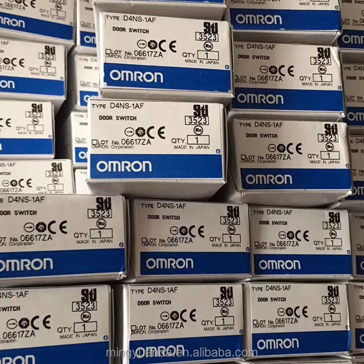 Original OMRON Photoelectric switch D4NS-2BF Safety relay