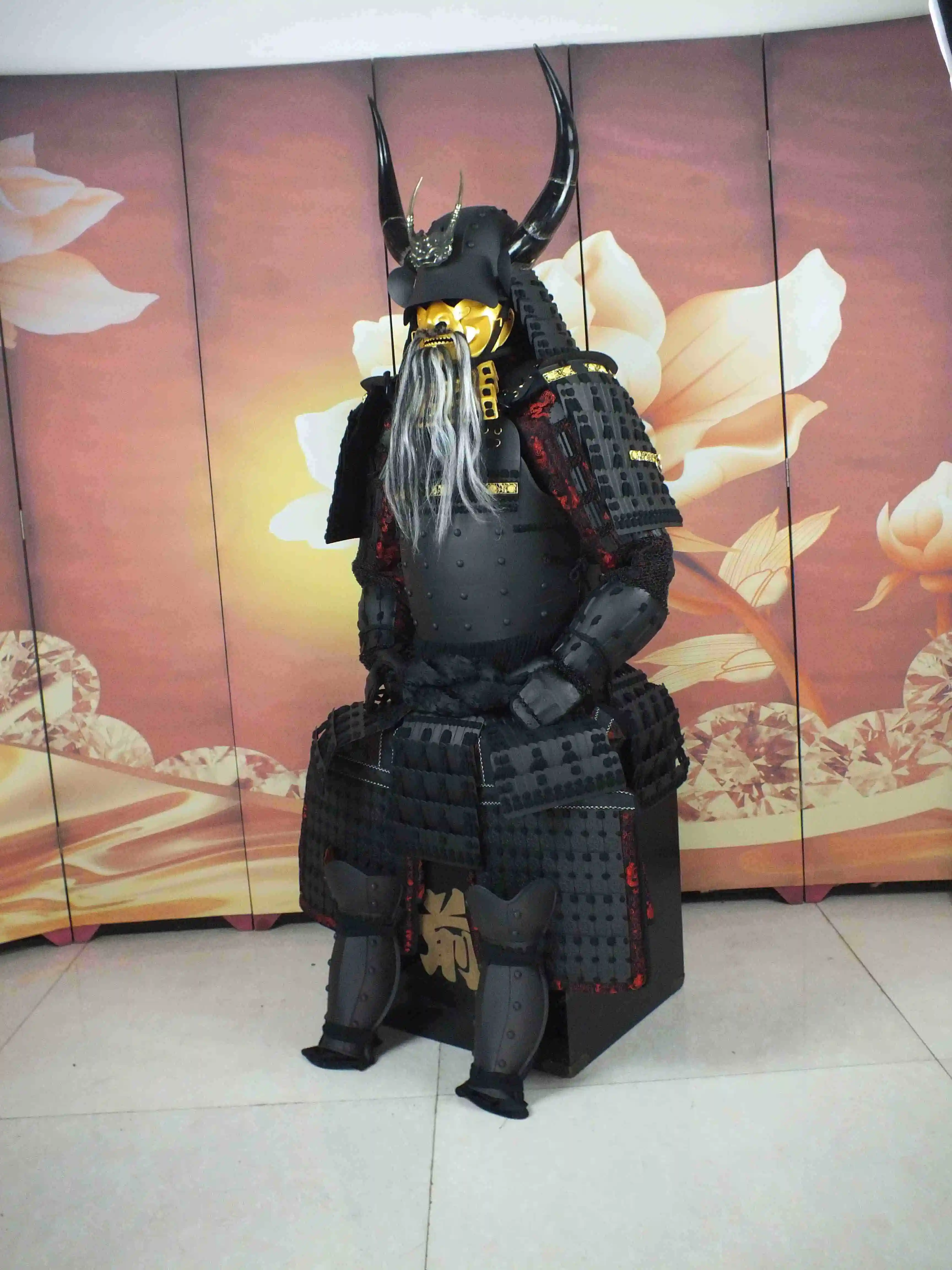 Japanese Samurai armor Figure for Looking for Distributor in Singapore Dragon Skin Body armor