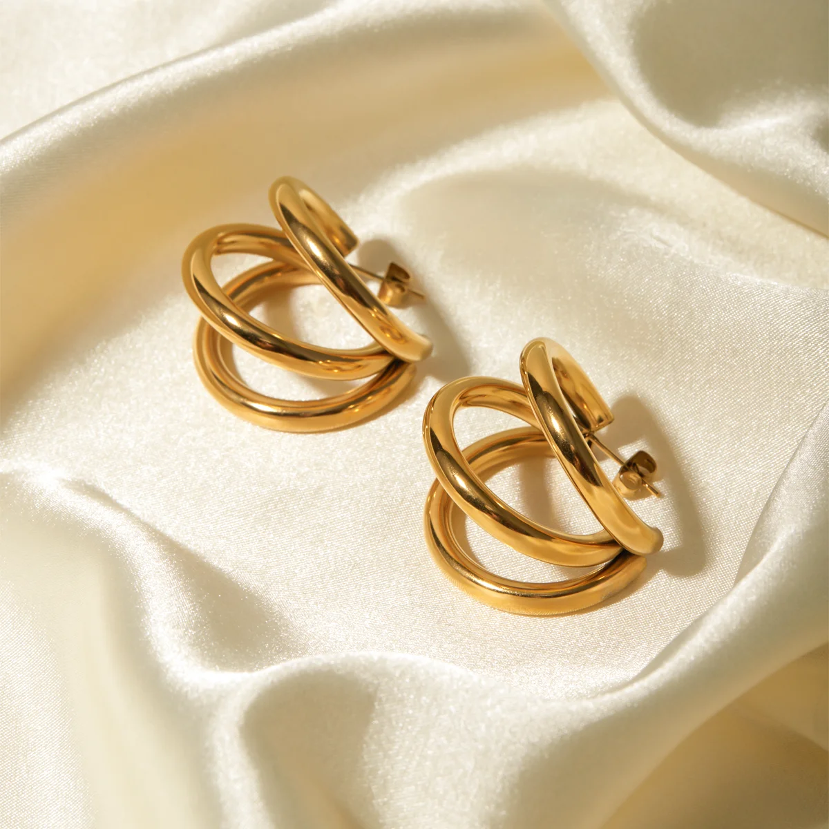 J&d Minimalist Stainless Steel 18k Small Gold Hoop Women Earrings ...