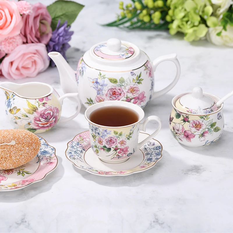 Tazza da caffè alla fragola in porcellana Bone China
