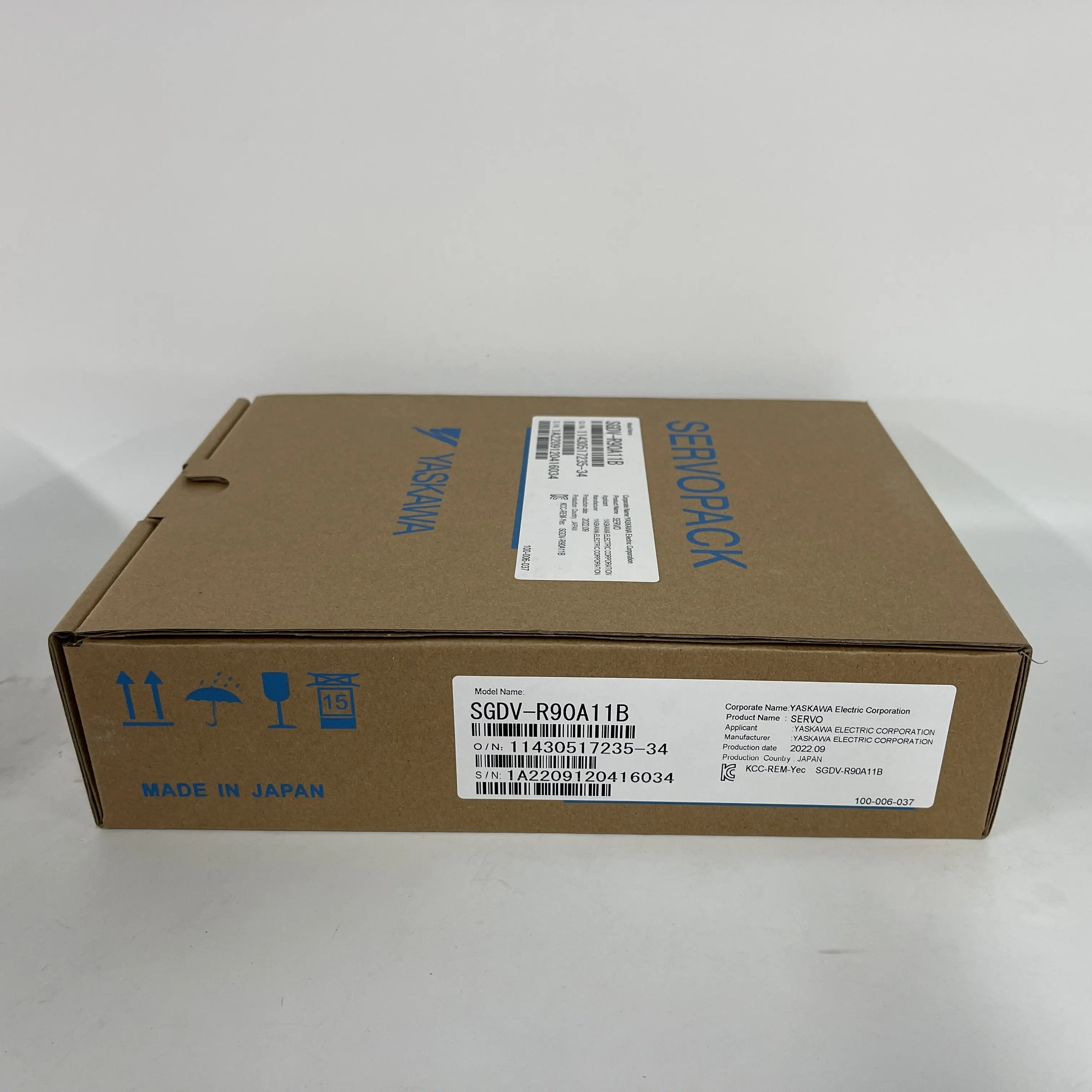 Yaskawa Servo Drive SERVOPACK SGDV-R90A11B Yaskawa Servo Drive SERVOPACK SGDV-R90A11B