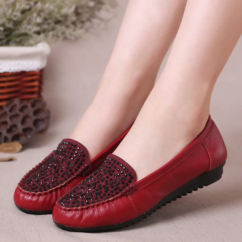 2020 яркая женская повседневная обувь со стразами; Женские лоферы из натуральной кожи на плоской подошве; Женская обувь в наличии; Большие размеры