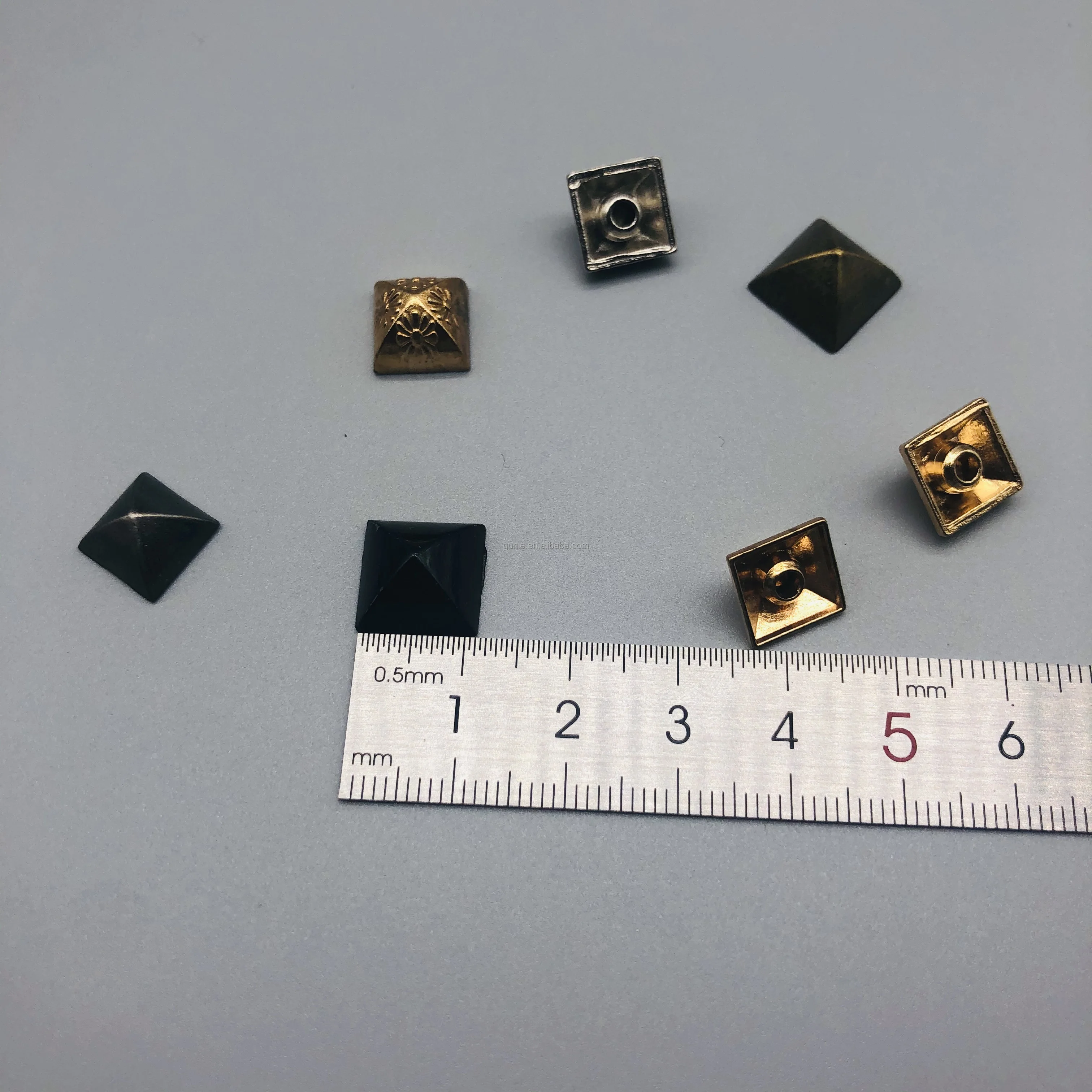 Заклепки в стиле пирамиды для украшения обуви металлические шпильки пряжки женской