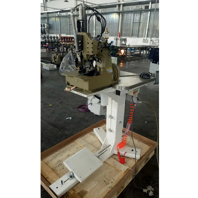 Big Bag Chainstitch Sewing Machine with Hot Knife and Pneumatic Foot Lift 81300