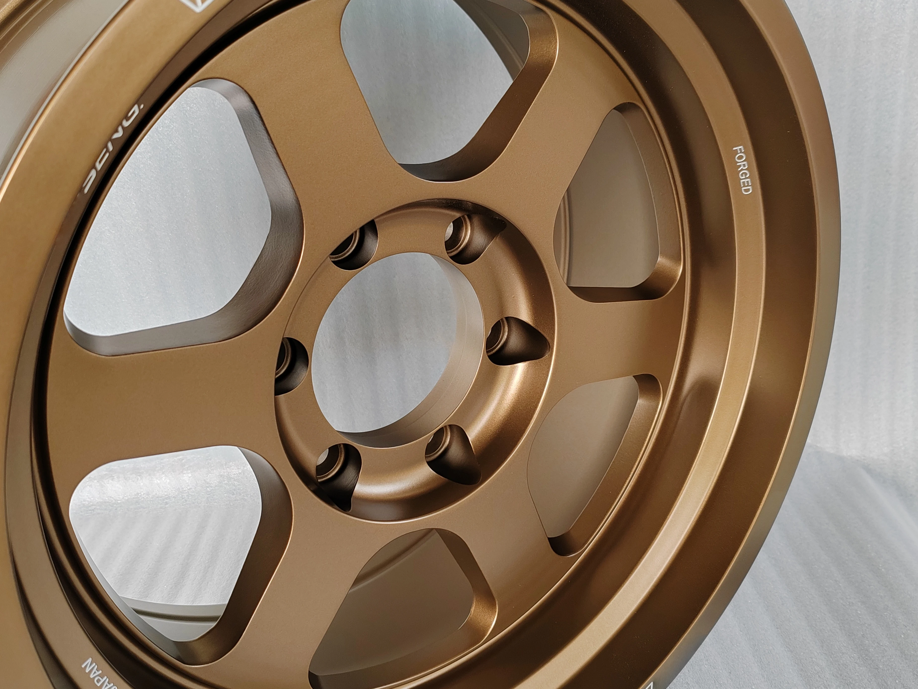 For 4*4 Off Road Alloy Wheels Bronze Rims R17x8.5j PCD6*139.7