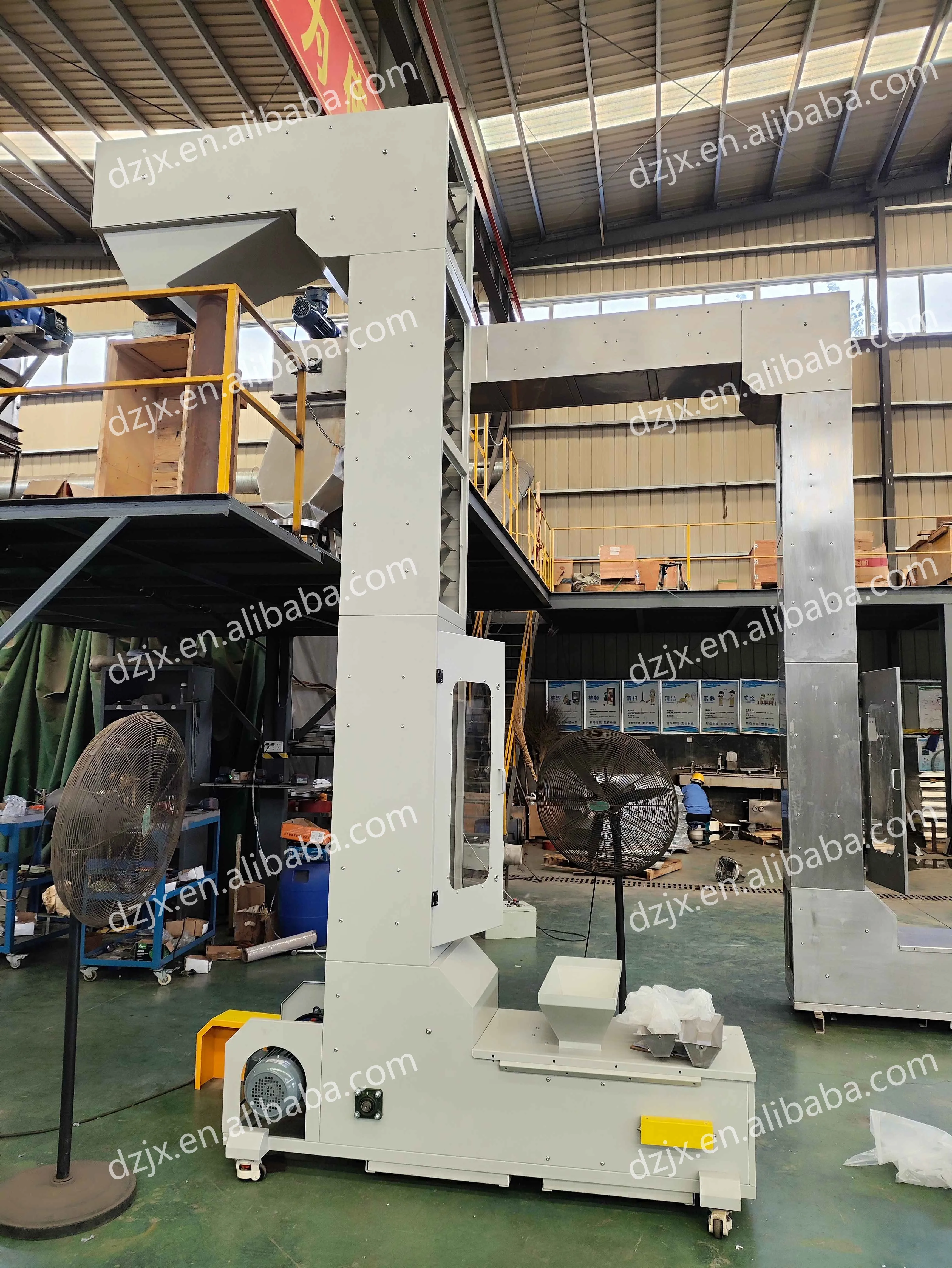 DZJX Caustic Soda Bucket Elevator Lifter - Durable & Efficient