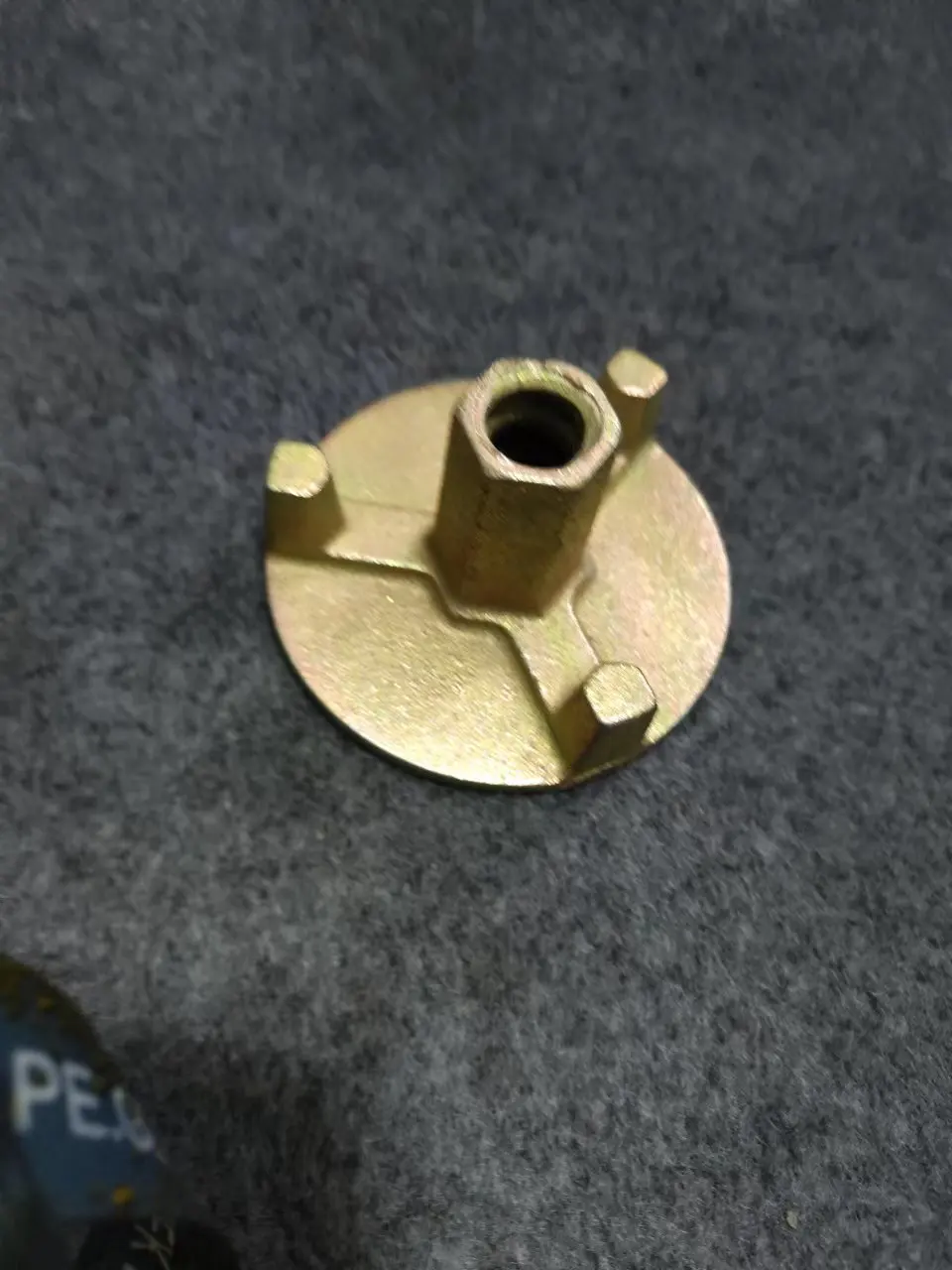 型枠ウィングナットとタイロッド/フォームタイナット/フランジナット