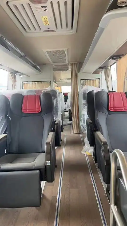 Foton BJ6122 Bus - Comfortable 42+1+1 Seats Passenger Coach