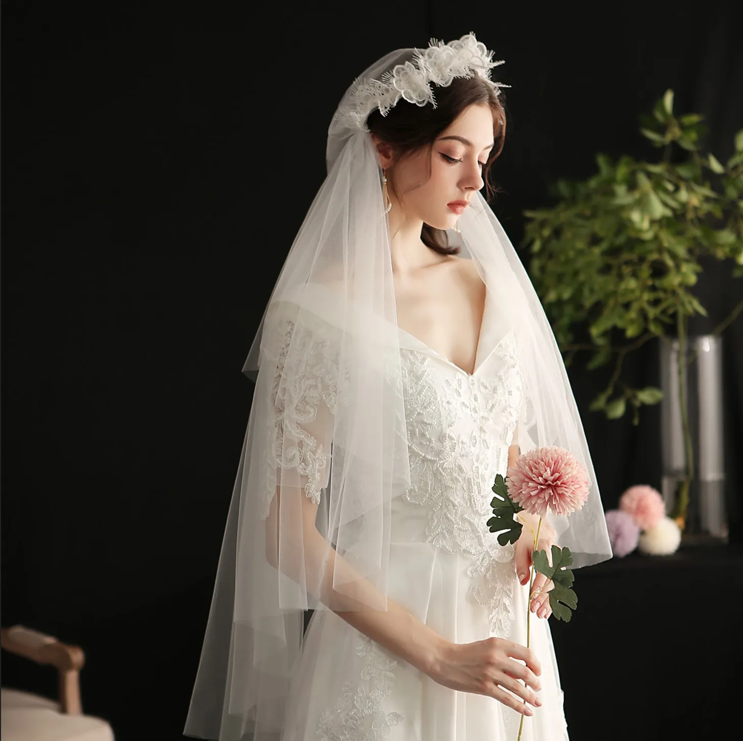 Wholesale Velo de boda corto, corona de flores, velos nupciales, accesorios de joyería para novia From m.alibaba.com