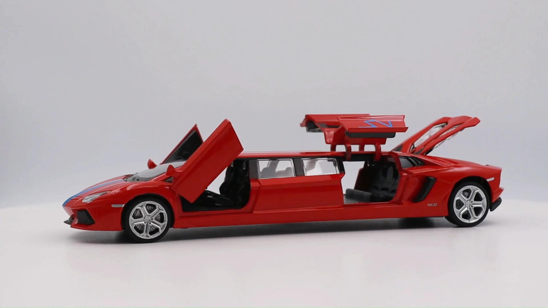 Luxury Sports Car Model 132 Toy Car Model Metal Toy Diecast Model Car