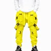 Jaune