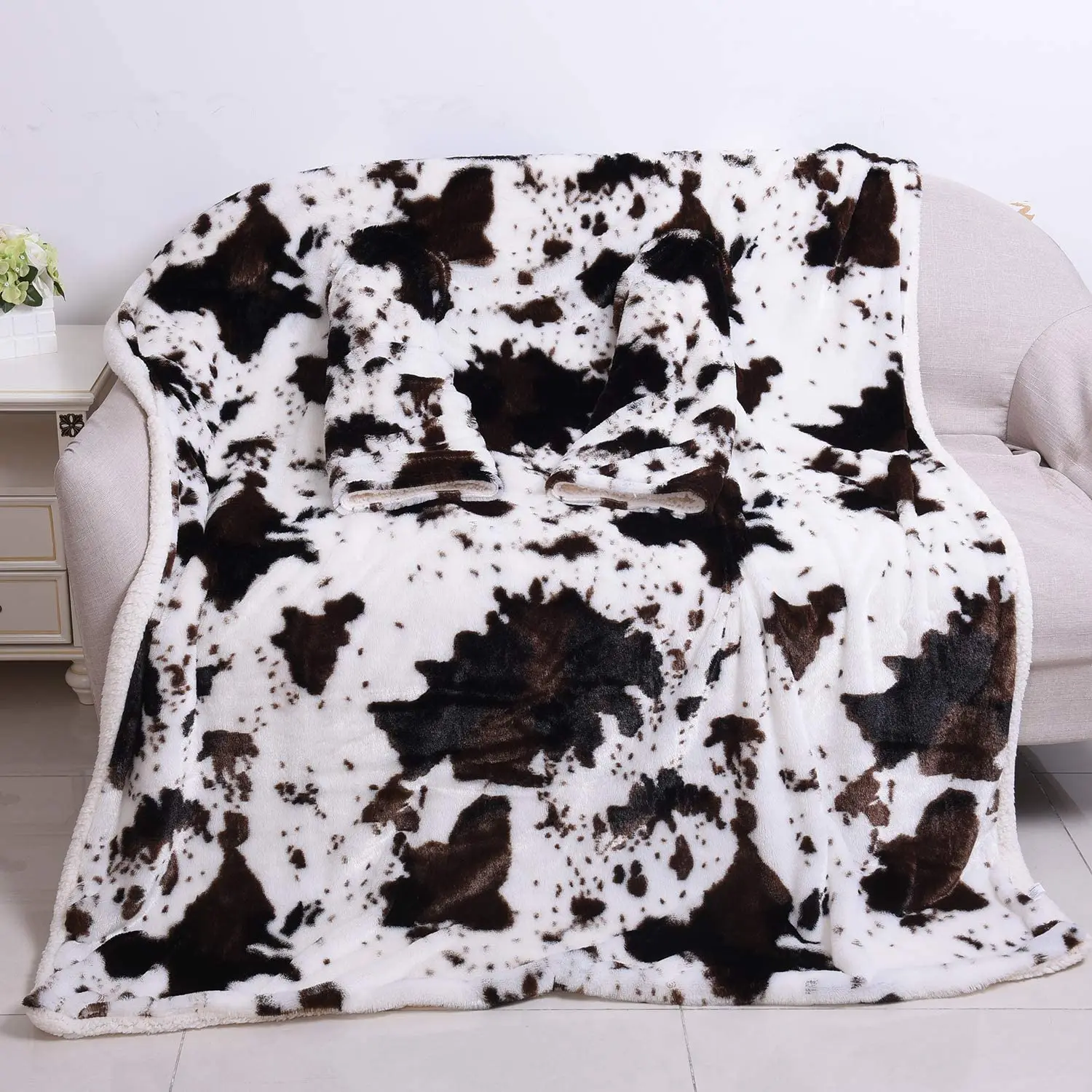 Better Homes Cow Print Throw Blanket Walmart Walmart Fabulous Furs