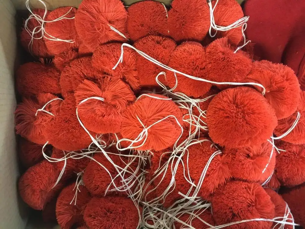 Pompom Making Machine