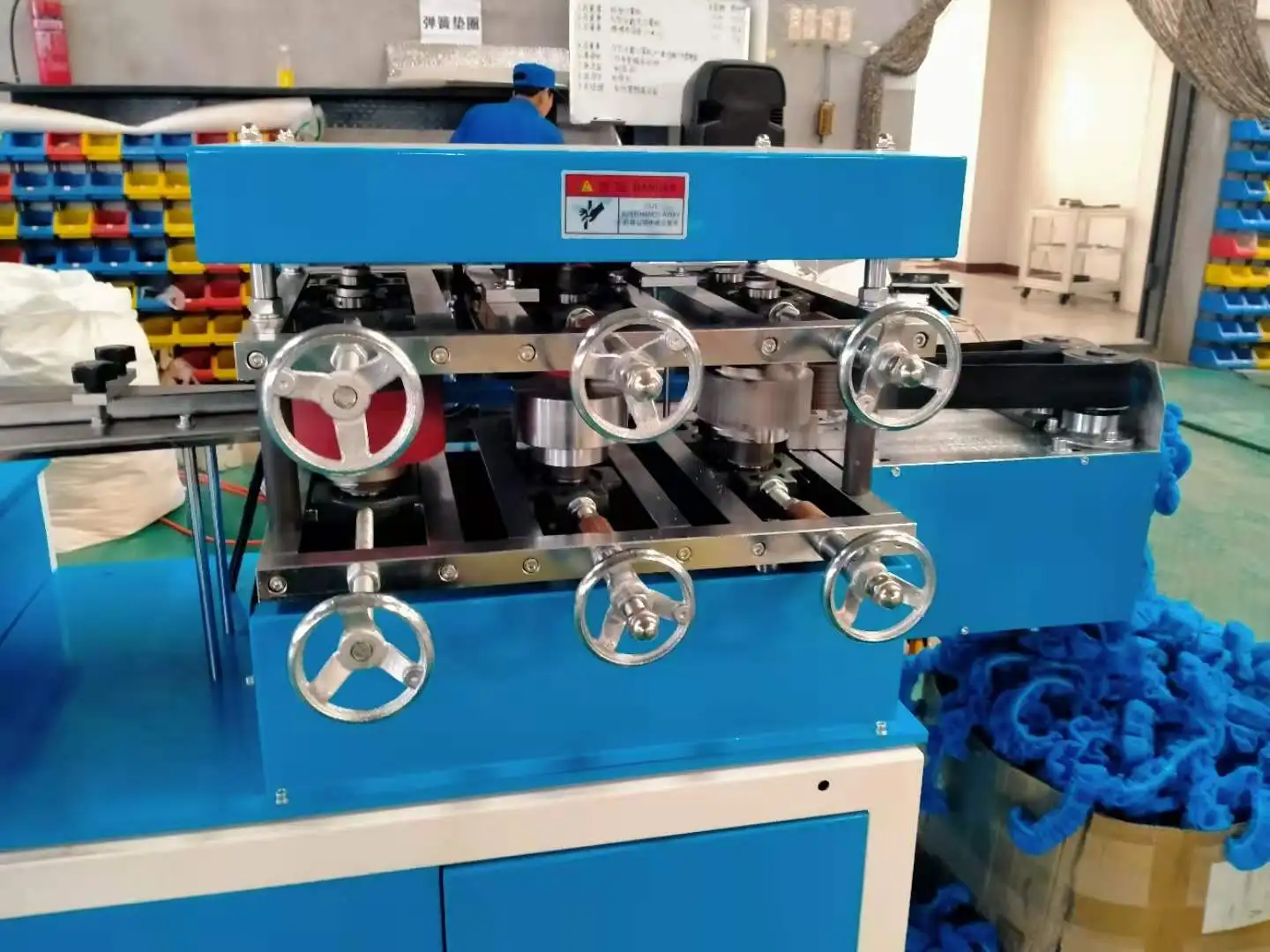Surgical Cap Machine