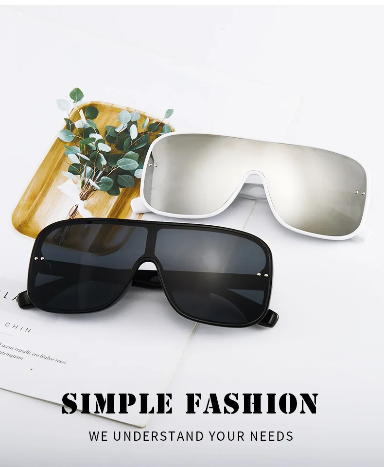 Fashion Oversized XXL Triangle Sunglasses - Unisex Gold Frame Red Lens UV400 - Retro 80s 90s Hipster Style