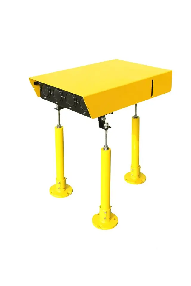 Airfield PAPI Inclinometer and Sighting Device Calibration Runway Light 6.6A FAA L880 PAPI in Airport