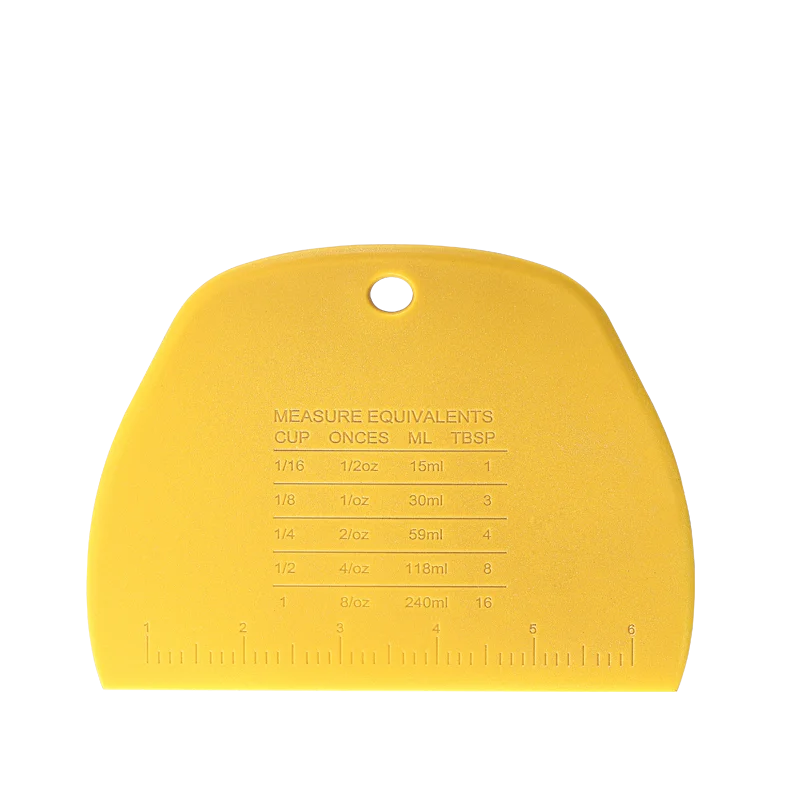 Многоцелевой пластиковый скребок для теста с мерными весами кухонной выпечки