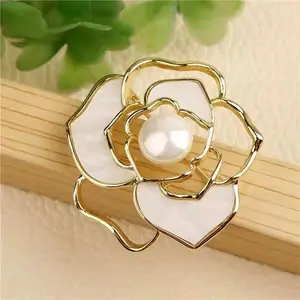 Luxury High-End Women's Crystal Flower Pin Brooch Elegant Atmosphere Handmade Bouquet Exquisite Suit Accessories Factory
