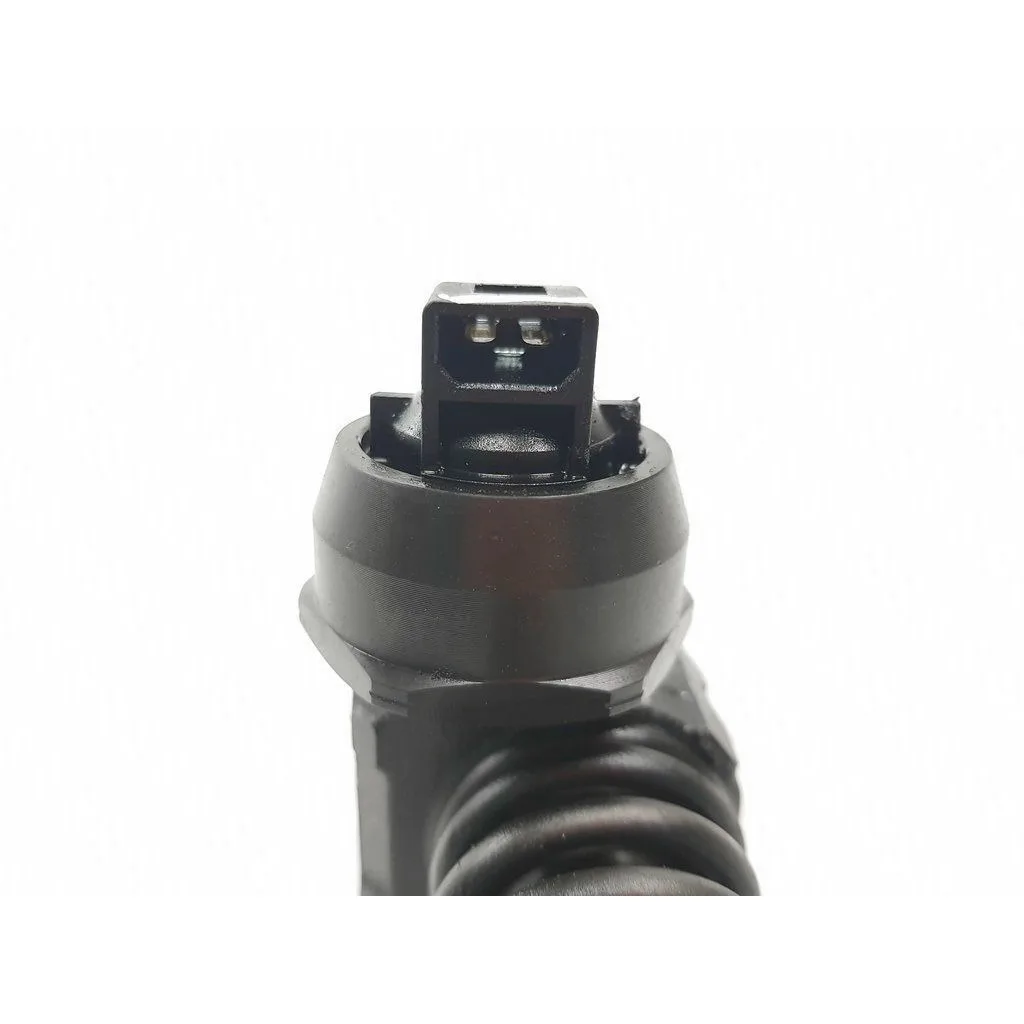 Free Shipping  Auto Injection Valve Car Fuel Injector for Audi A2 A3 VW GOLF 6 JETTA PASSAT Skoda 038130073AG 0414720265