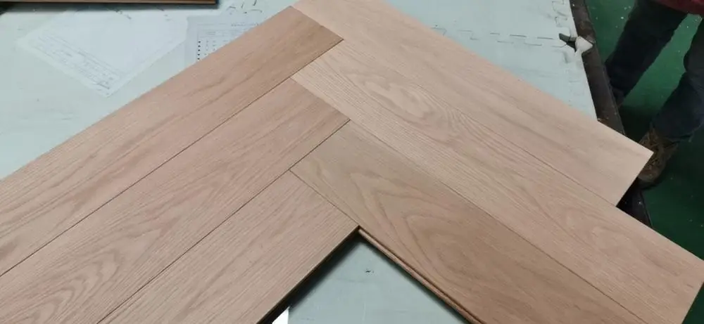 Many Sizes Available Oak Chevron Fishbone Flooring