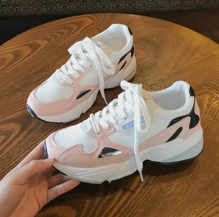 lace up sport shoes