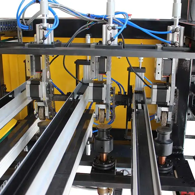 Automatic Textile Fabric Cross Cutting Machine New Used Condition for Retail Use Core Components PLC Motor