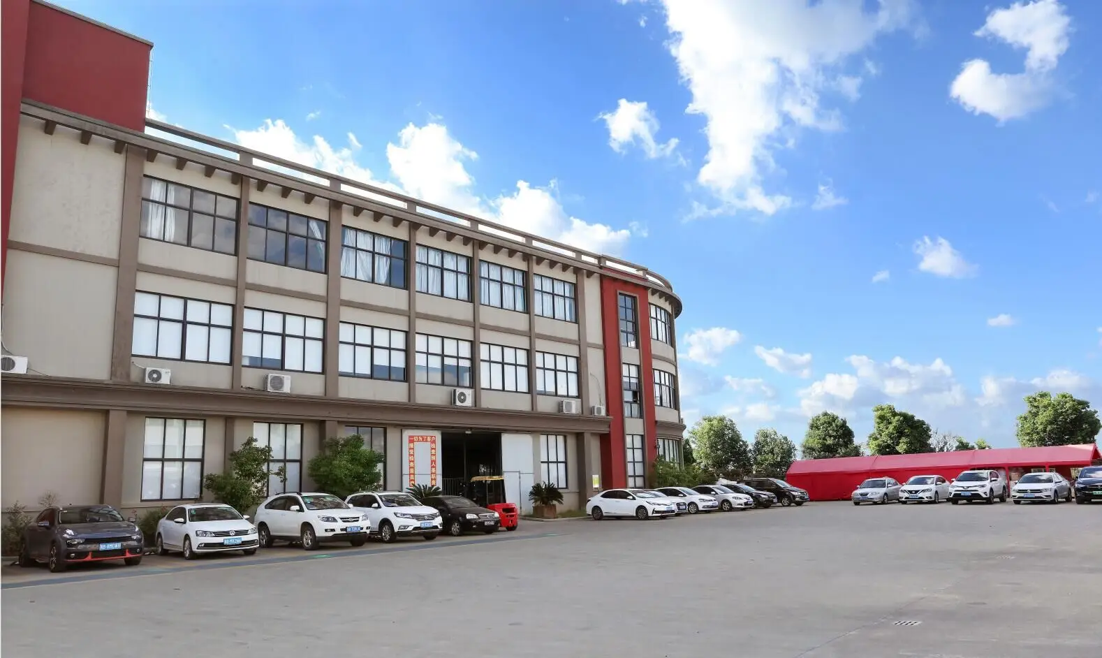 Ningbo Yinzhou Huntman Outdoor Products Co., Ltd.