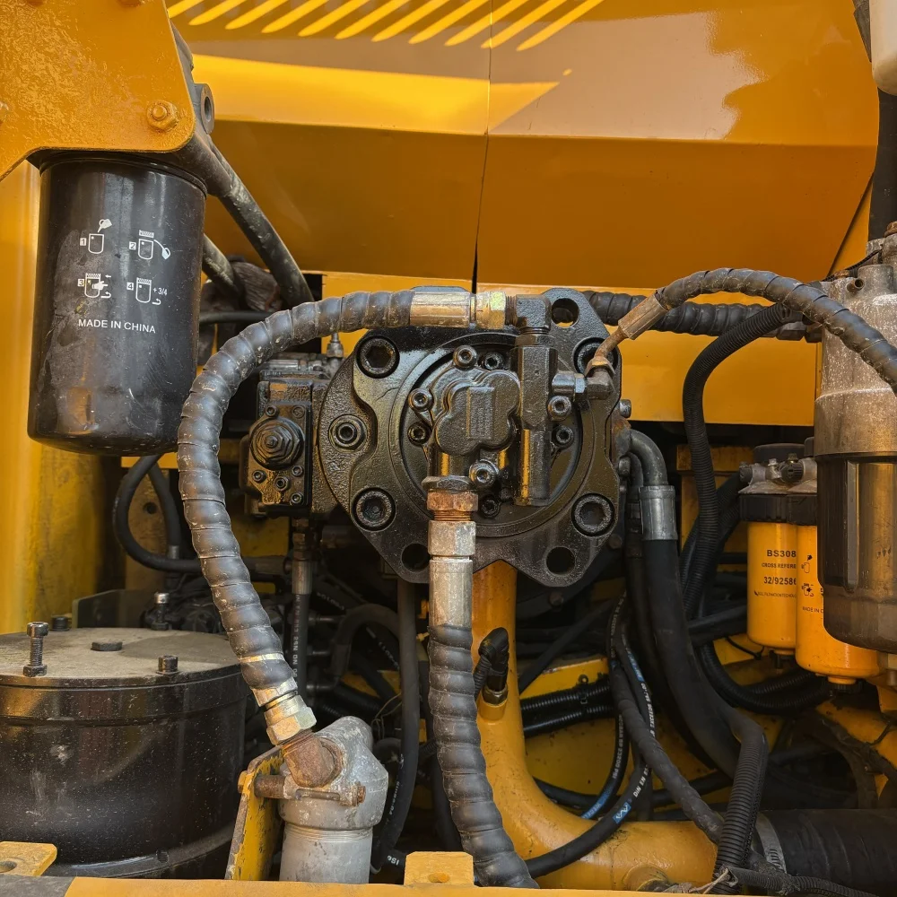 Used JCB JS220LC Excavator for Sale, 22 Ton, High Quality, Best After Service, in Stock