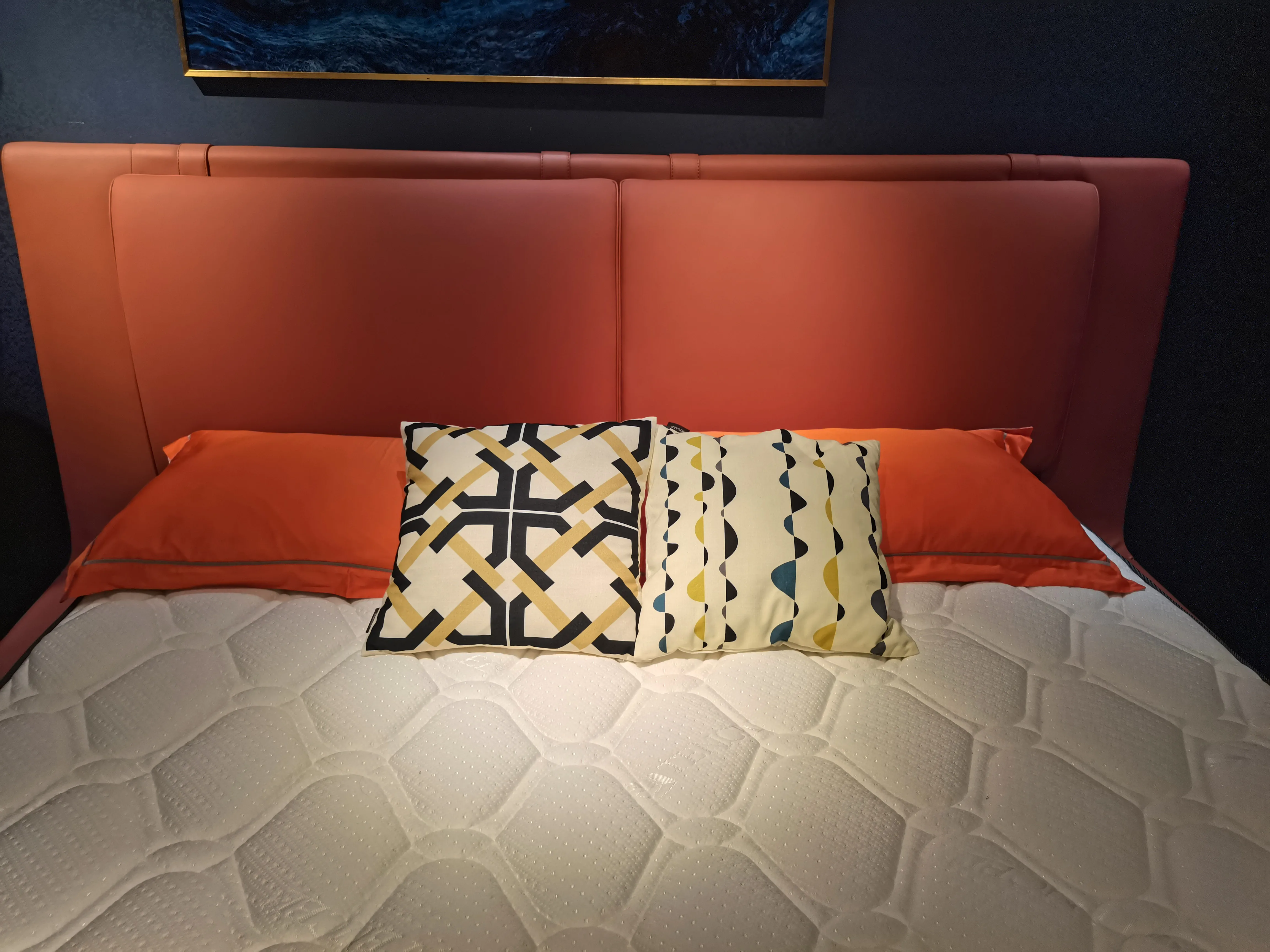 
 2021 European Italian cal design luxury high headboard huge queen king bed frames set  