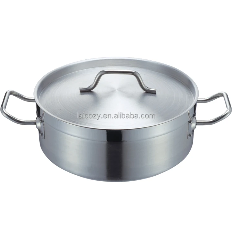 sauce pan with handle