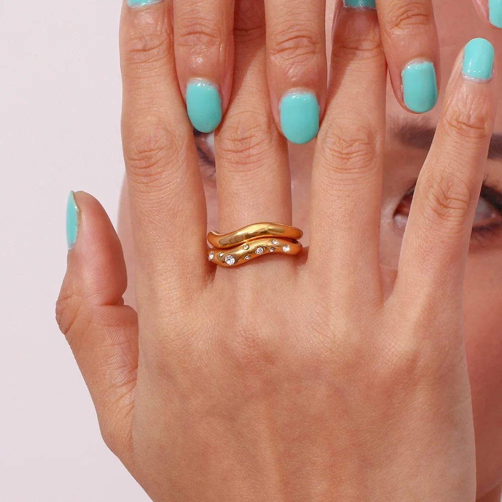 Wholesale Crystal Rings 18k Gold Pvd Plated Rhinestone Jewelry Water