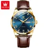 Homme bleu or