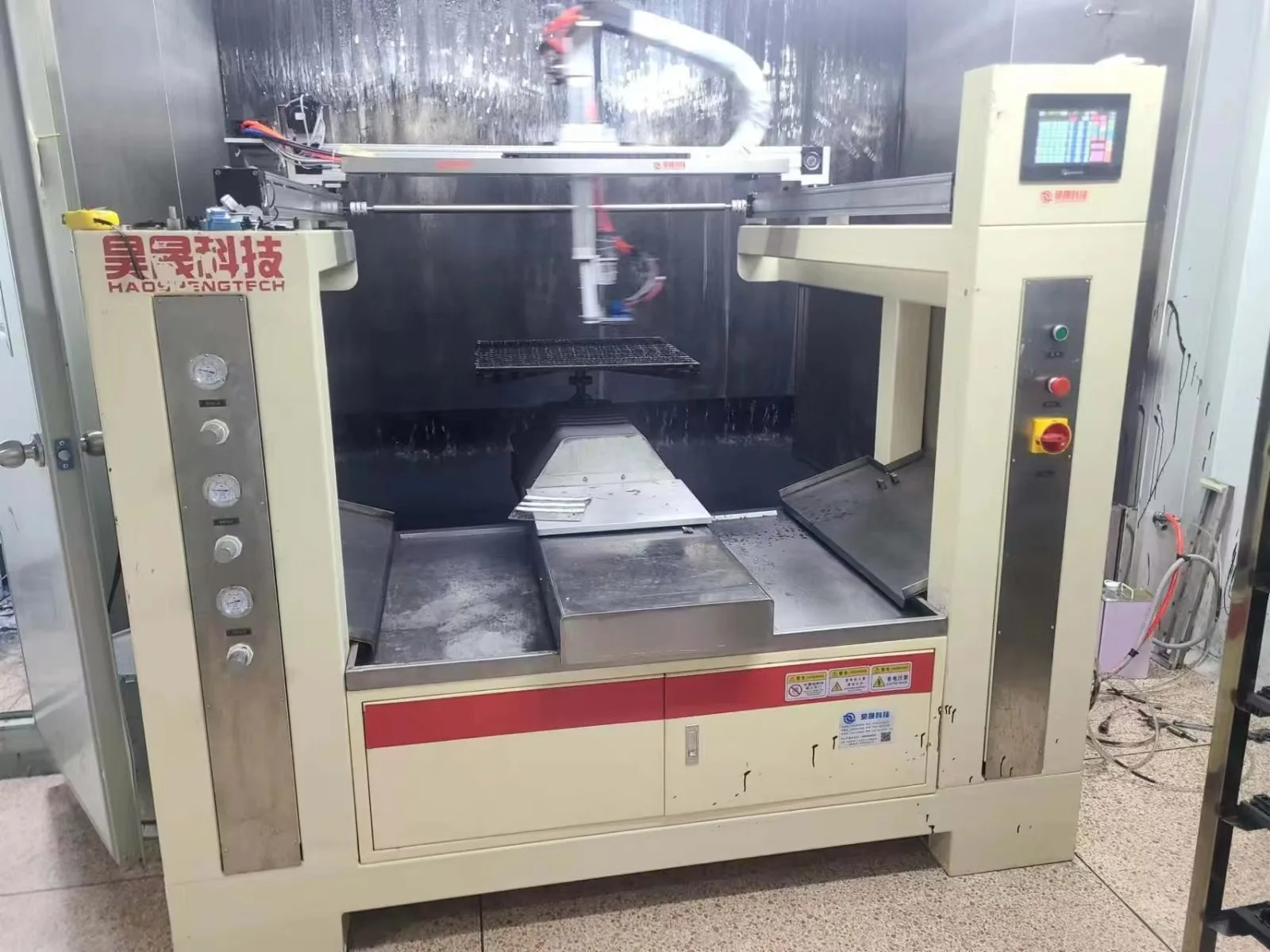 Two Axis Spray Painting Machine Automatic Painting Machine Equipment Painting Production Line Electrostatic Powder Spraying 220V