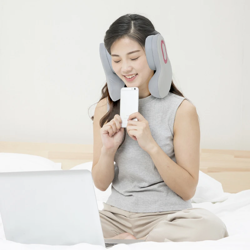Factory New Design Rechargeable Neck Massage Pillow Neck Wrap Red Light Hot Compress Heating Vibrating Neck Massager