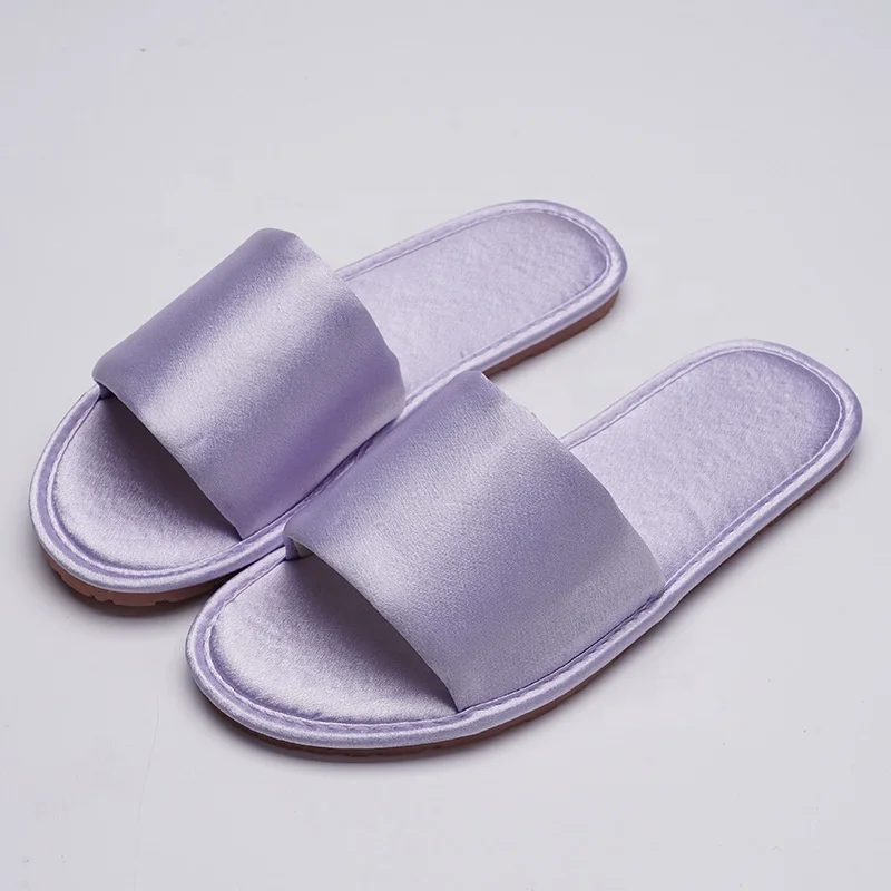 Свадебные тапочки для невесты; Свадебные шлепанцы для гостей на заказ