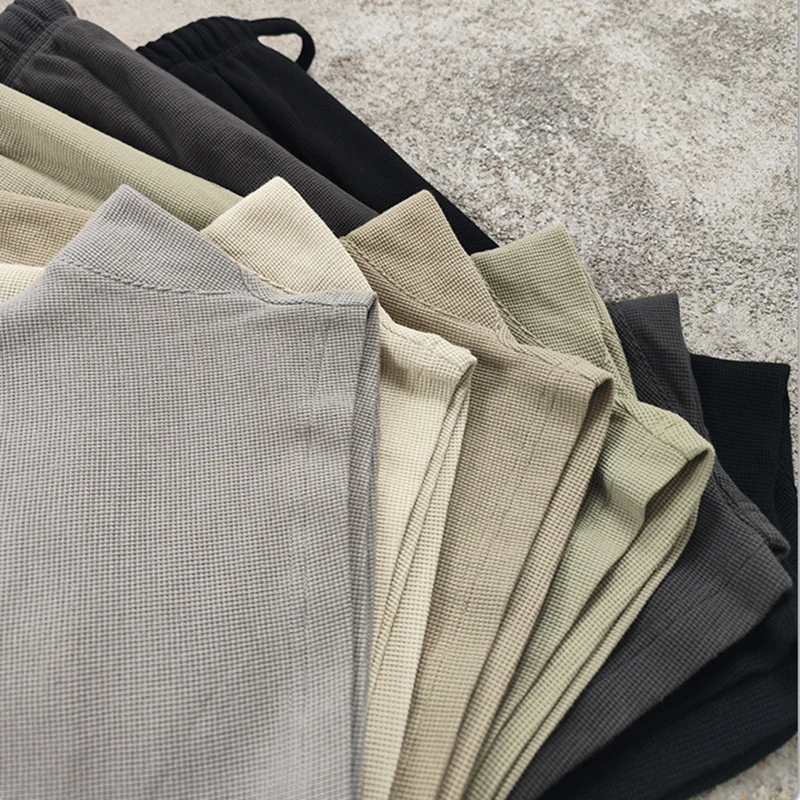 Velkoobchodní výrobce pánských ležérních kraťasů s vaflovým pletením, jednobarevných, s potiskem na zakázku, pro muže 278_voghion.com