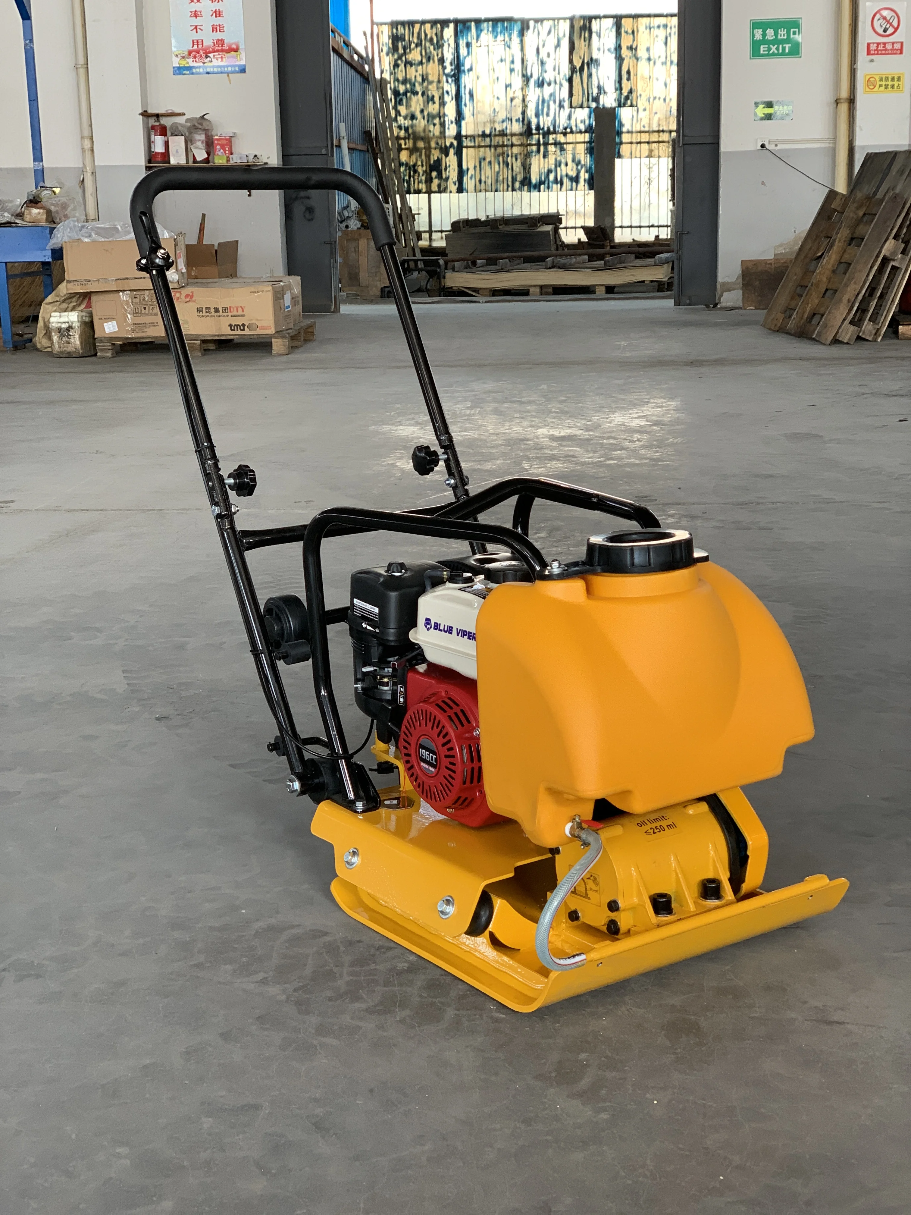 Robin Engine Vibratory Compact 90kg Asphalt Vibrating Compact Plate ...