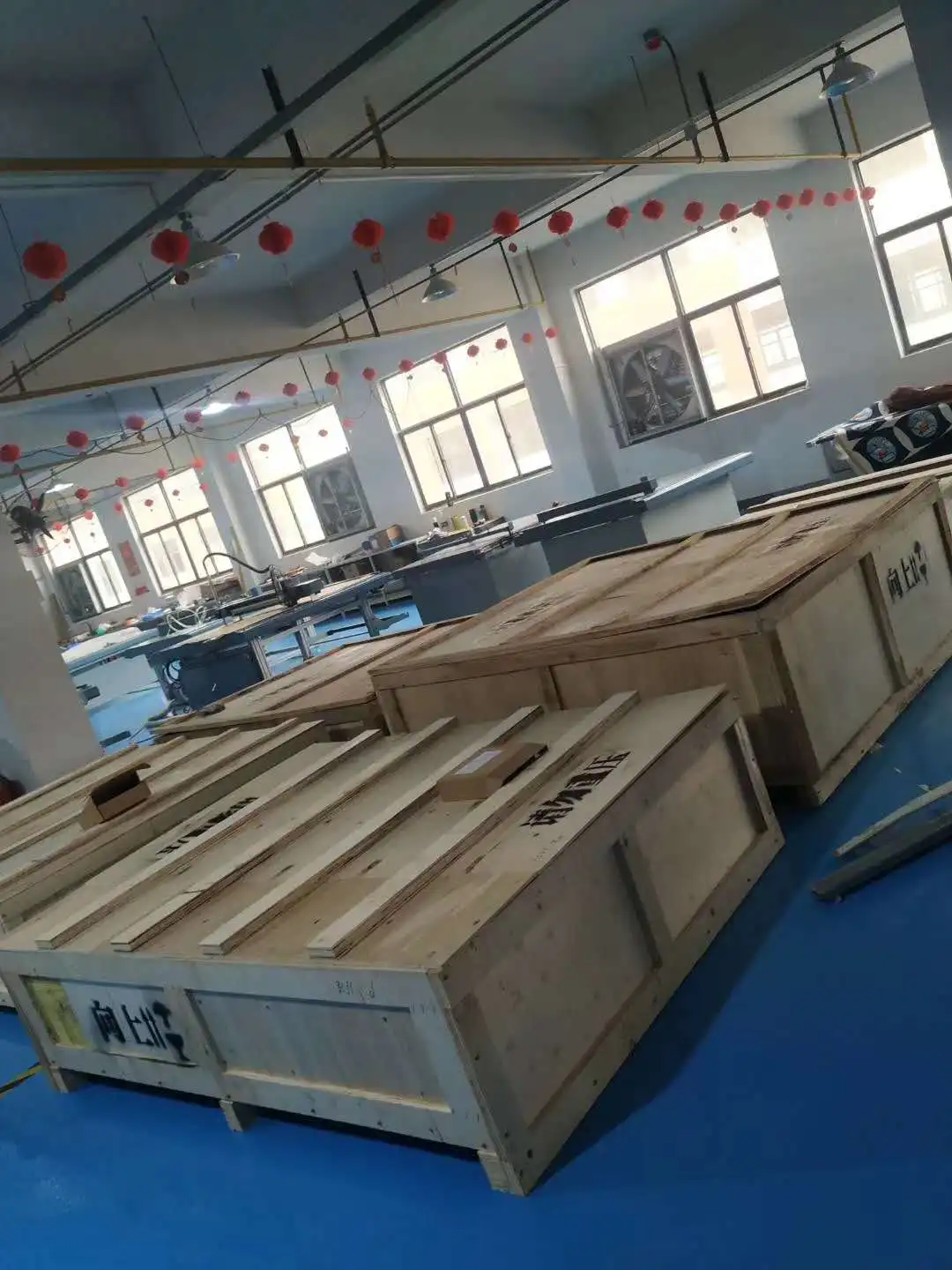 Automatic Cutting Table Flatbed Digital Cutting Plotter CAD Garment Template Cutter Cutting Machine