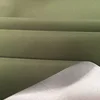 Verde oscuro
