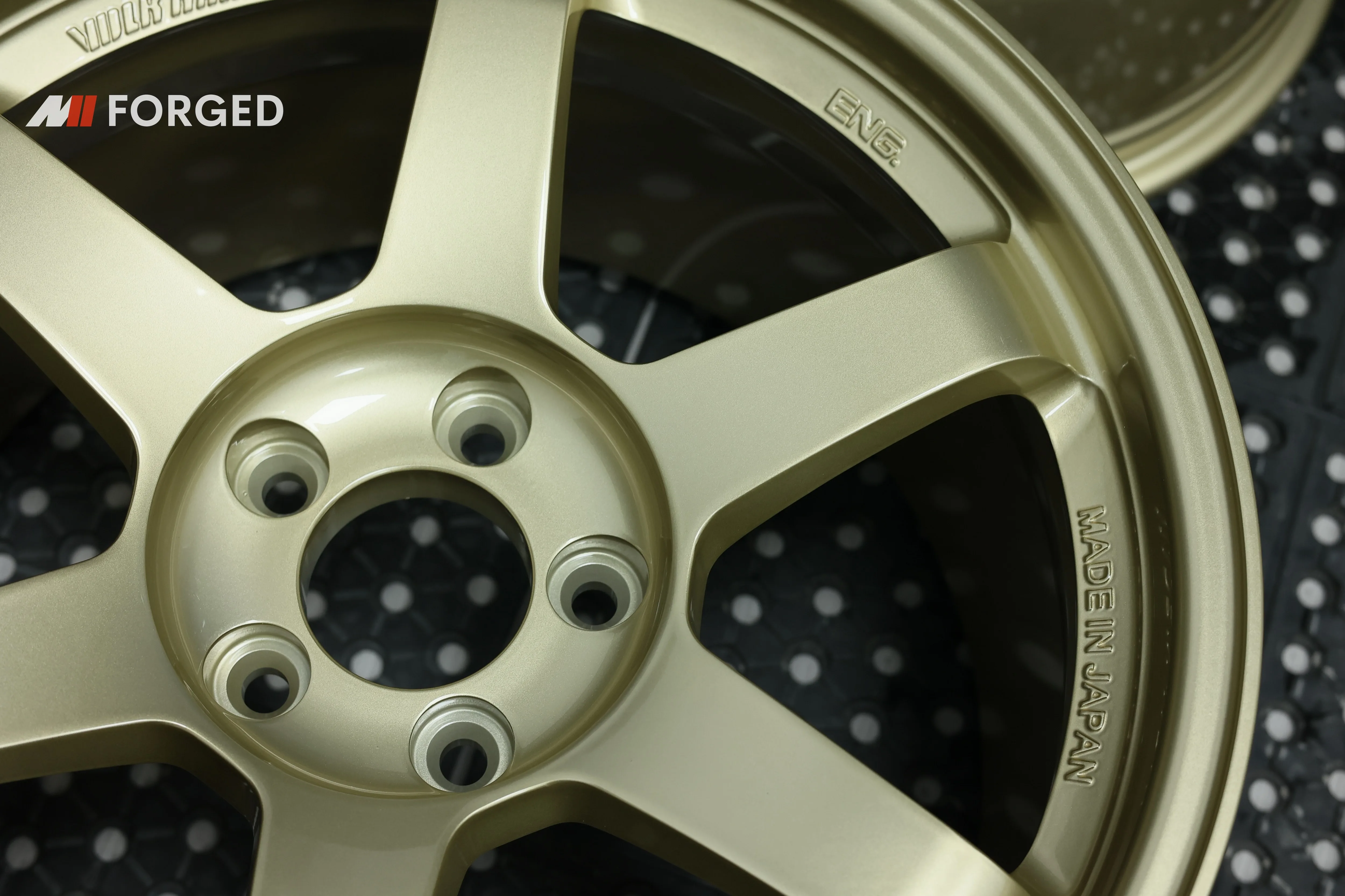 MN Hot Sale Gold Wheels Forged Rims 5x120 5x114.3 18 Inch Replica Volk Racing Te37 SL for Tesla Model S JDM BMW E46 E90