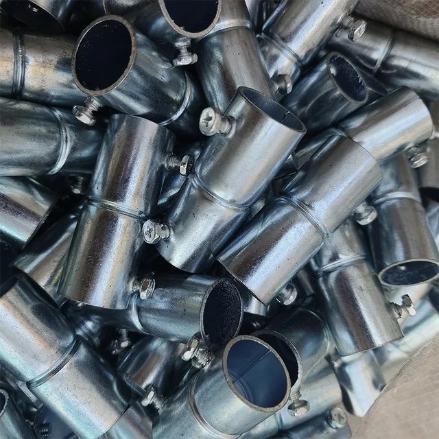 Manufacturer Conduit Fittings Connector EMT Set Screw Coupling for Electrical Metallic Conduit