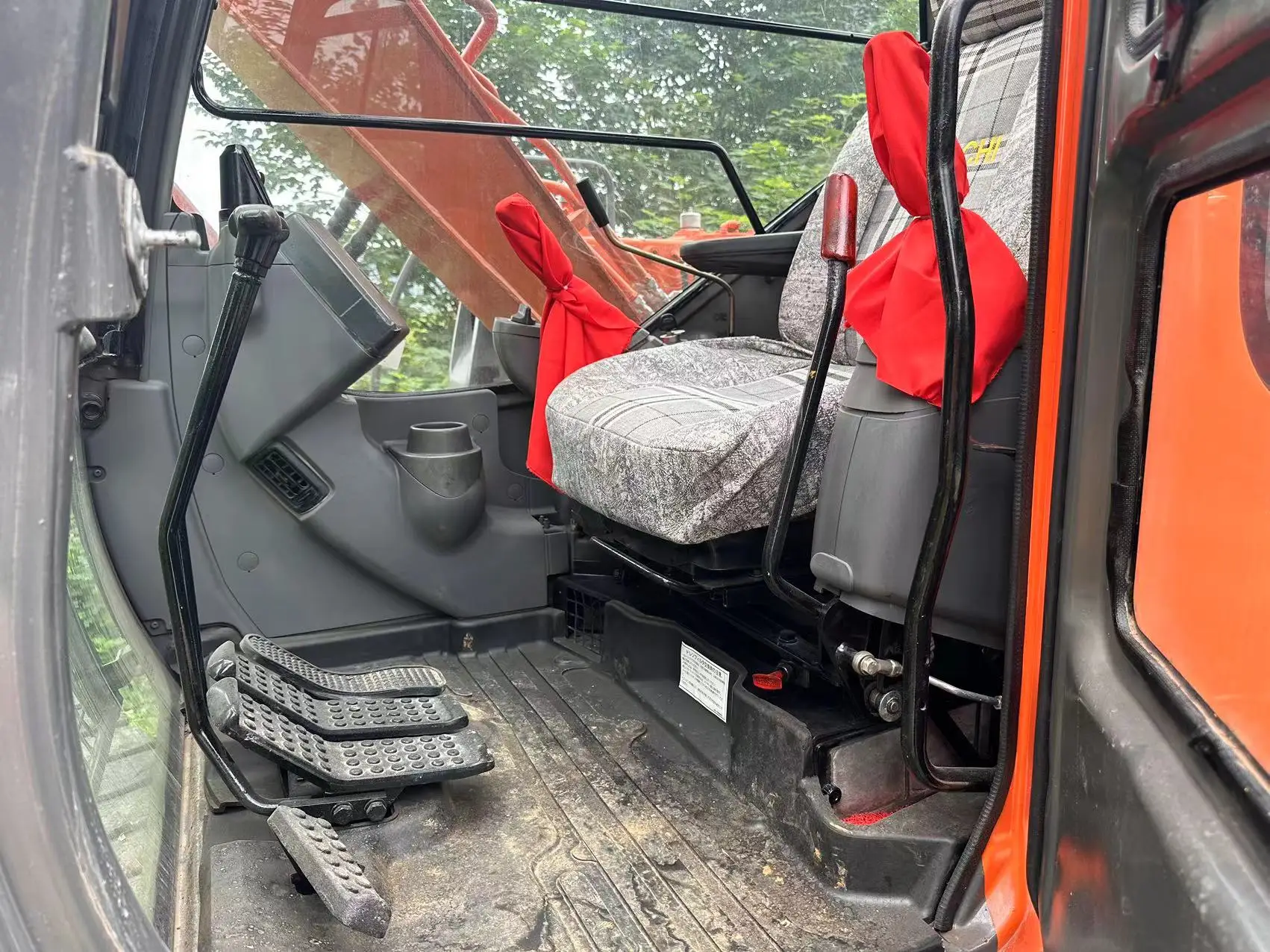 Japan Brand 8 Ton Used Mini Hitachi Zx80 Excavator Price Zaxis 80
