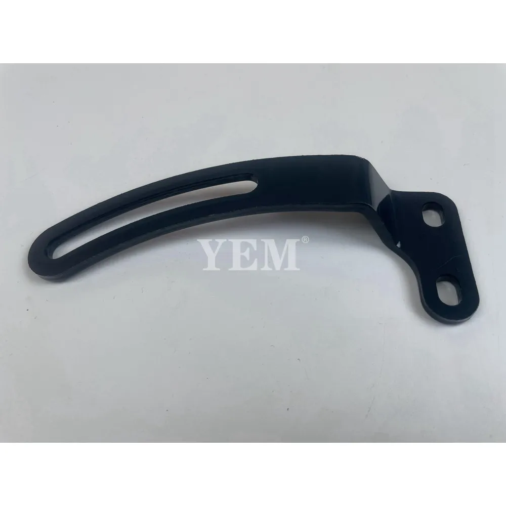New 16826-64420 Generator Bracket for Kubota D722 D782 D902 Engine 2